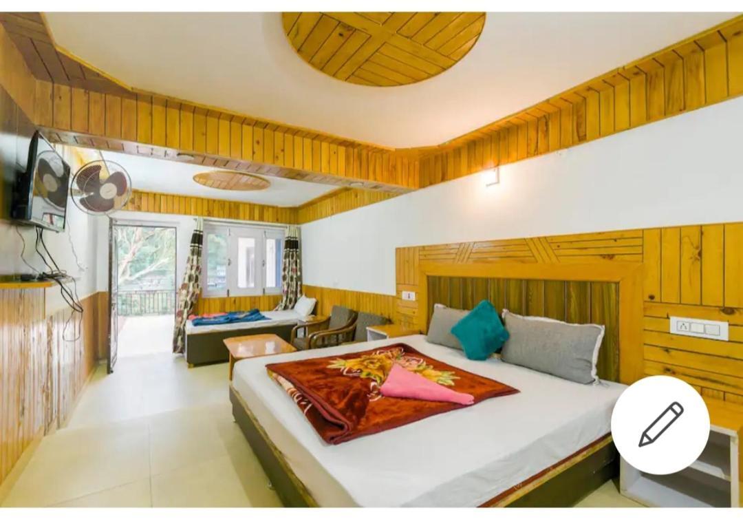 Banjār Tirthan Crest Homestay מראה חיצוני תמונה