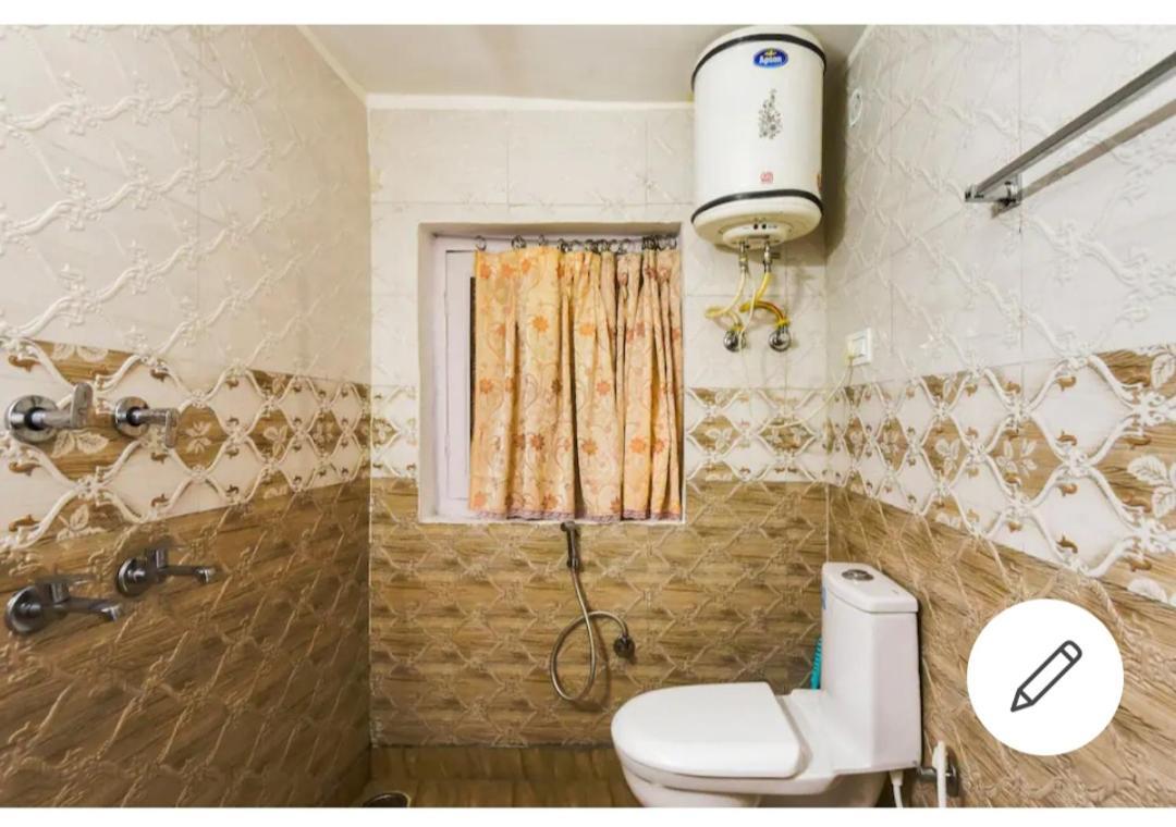 Banjār Tirthan Crest Homestay מראה חיצוני תמונה